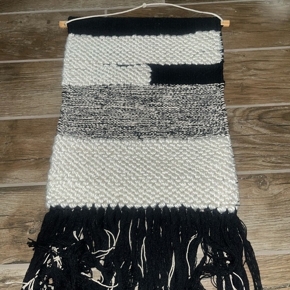 Wall hangings - Picture 2 of 2